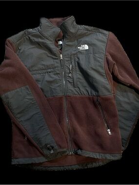 The North Face Men's Burgundy & Black Fleece Jacket